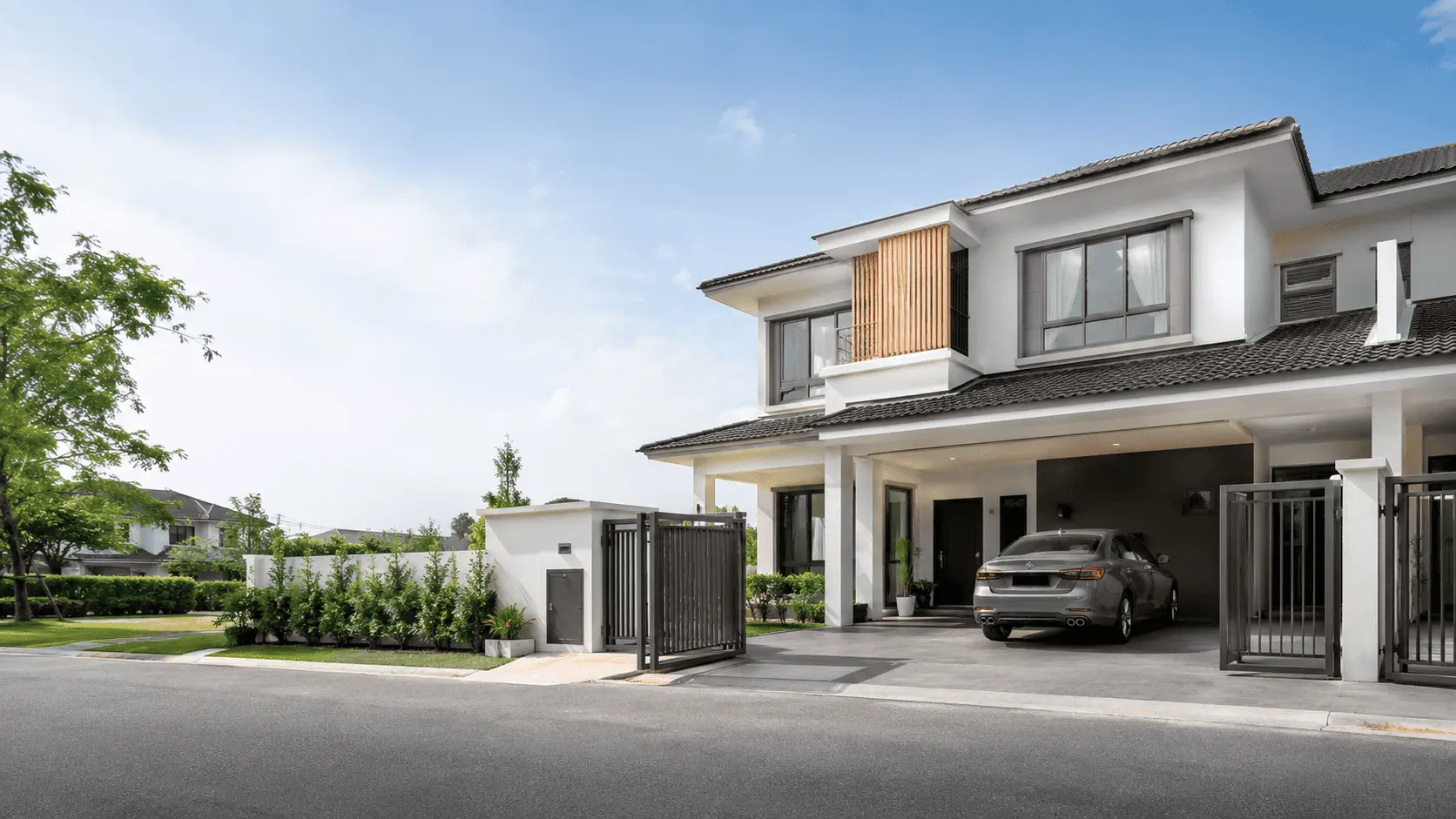 Modern semi-detached house renovation